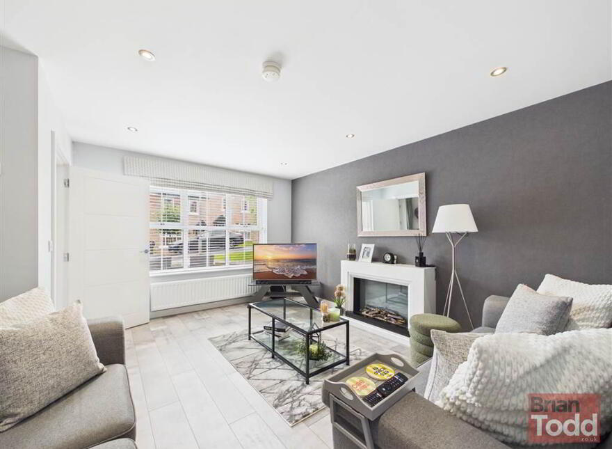Porter Green Grove, Larne, BT40 2FS