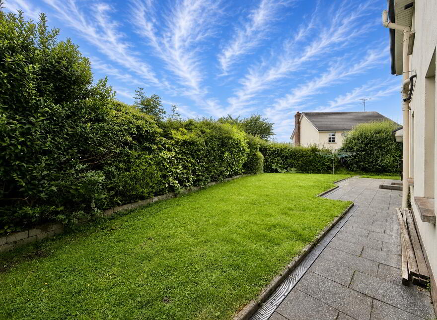 4 Lambrook Gardens, Omagh, BT78 5SG