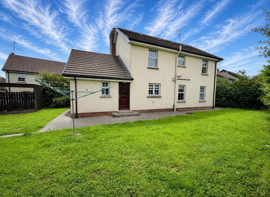 4 Lambrook Gardens, Omagh, BT78 5SG