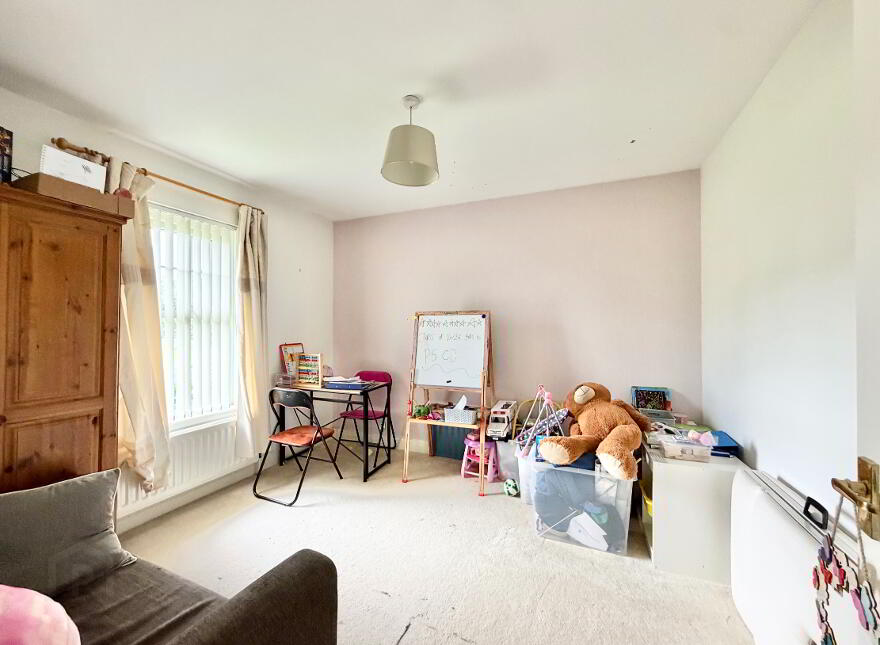 4 Lambrook Gardens, Omagh, BT78 5SG