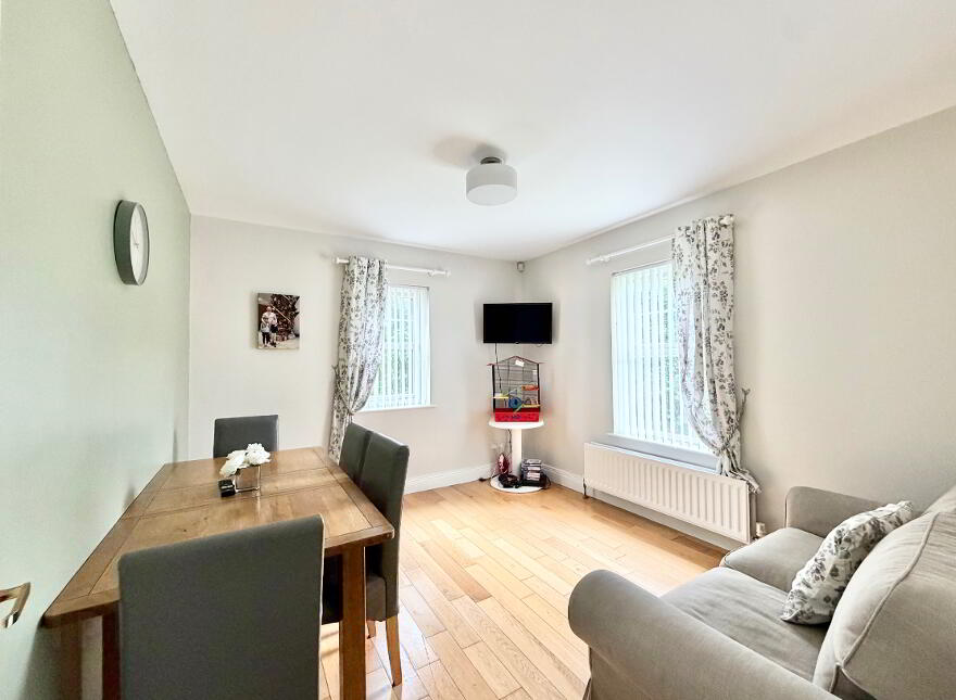 4 Lambrook Gardens, Omagh, BT78 5SG