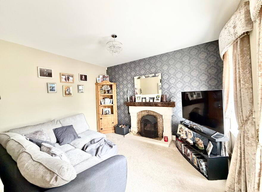 4 Lambrook Gardens, Omagh, BT78 5SG