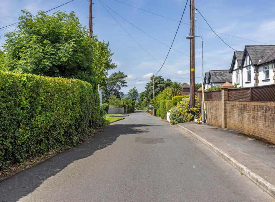 82 House With Site With FPP, &, 82A Bangor Road, Marino, Holywood, BT18 0LW