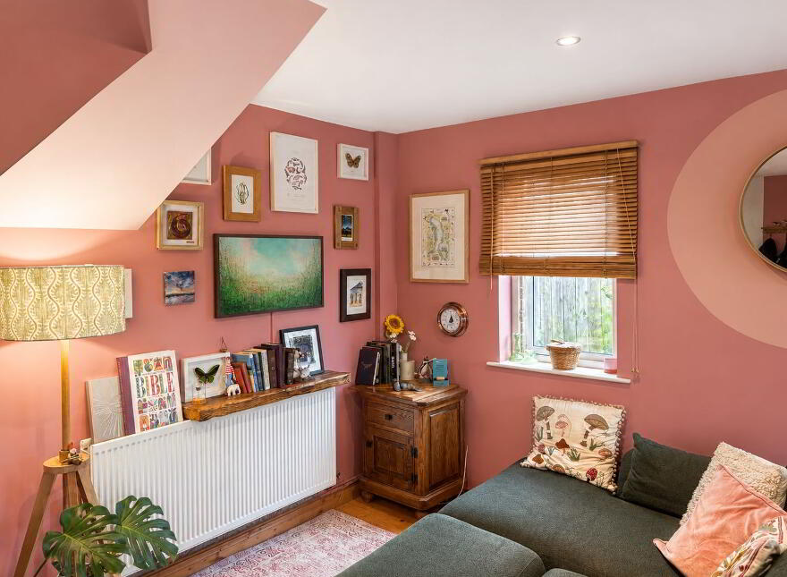 54 Whitethorn Avenue, Newtownards, BT23 8WT