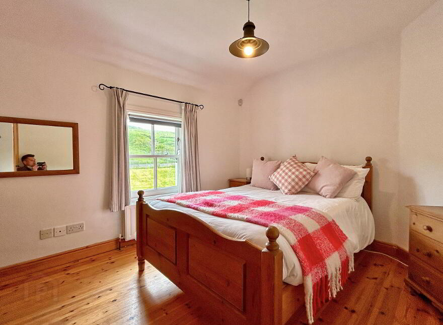 8 McShane Glen, 129 Whitepark Road, Ballintoy, Ballycastle, BT54 6ND