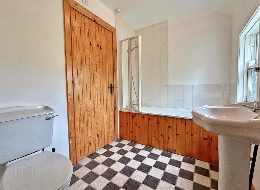 8 McShane Glen, 129 Whitepark Road, Ballintoy, Ballycastle, BT54 6ND