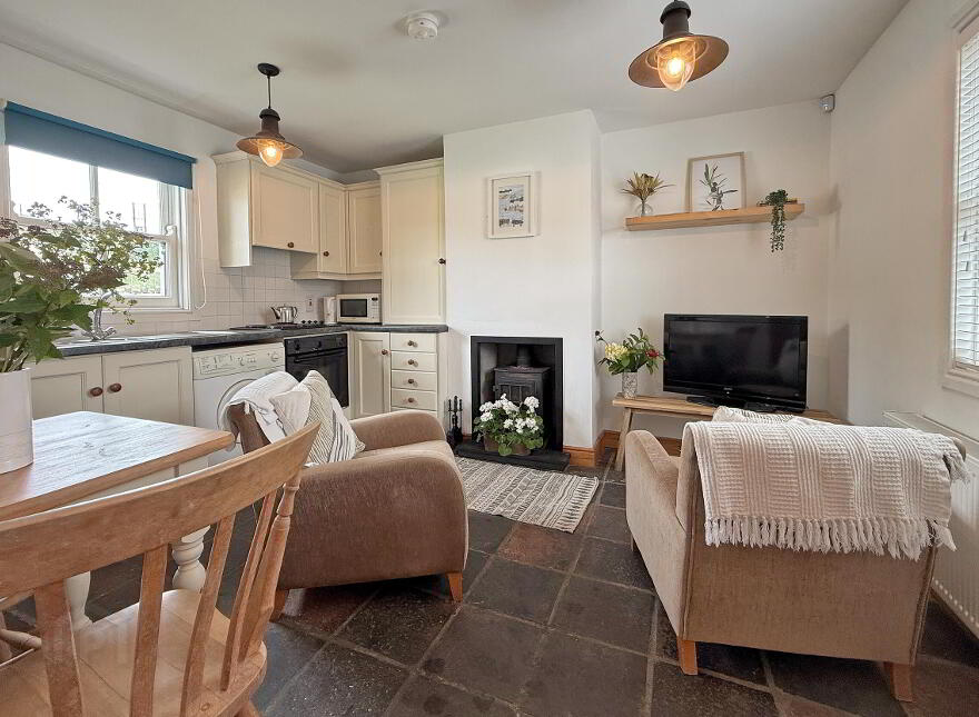 10 McShane Glen, 129 Whitepark Road, Ballintoy, Ballycastle, BT54 6ND