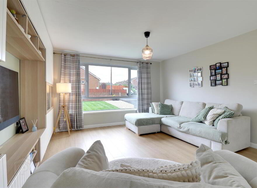9 Dermott Road, Comber, Newtownards, BT23 5LG