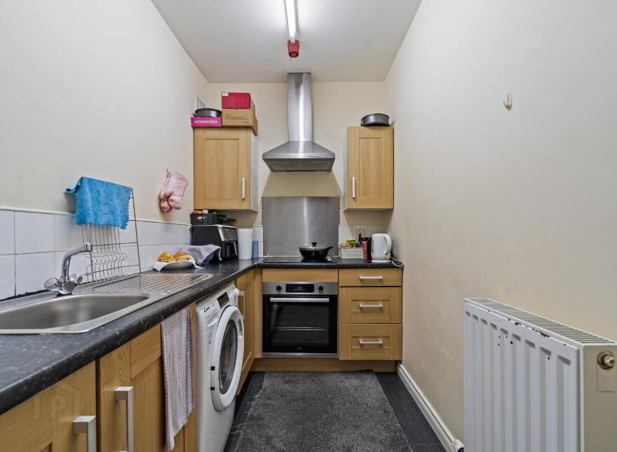 51A Ravenhill Road, Belfast, BT6 8DQ