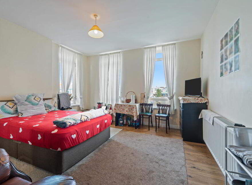 51A Ravenhill Road, Belfast, BT6 8DQ