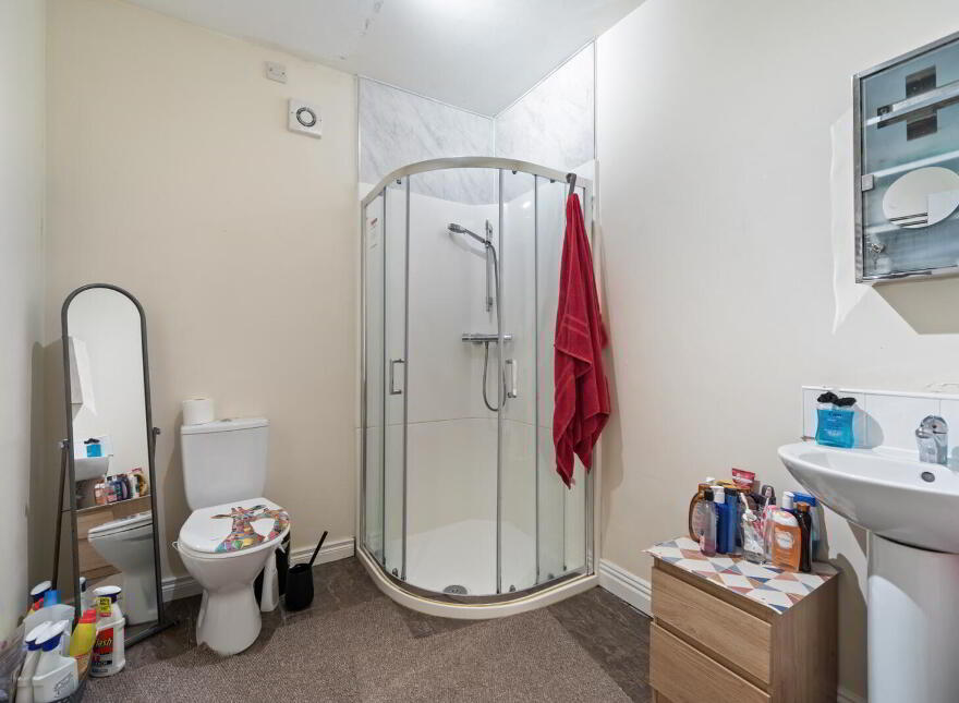 51A Ravenhill Road, Belfast, BT6 8DQ