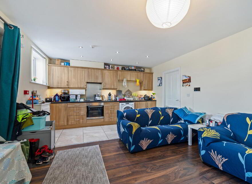 49 Ravenhill Road, Belfast, BT6 8DQ