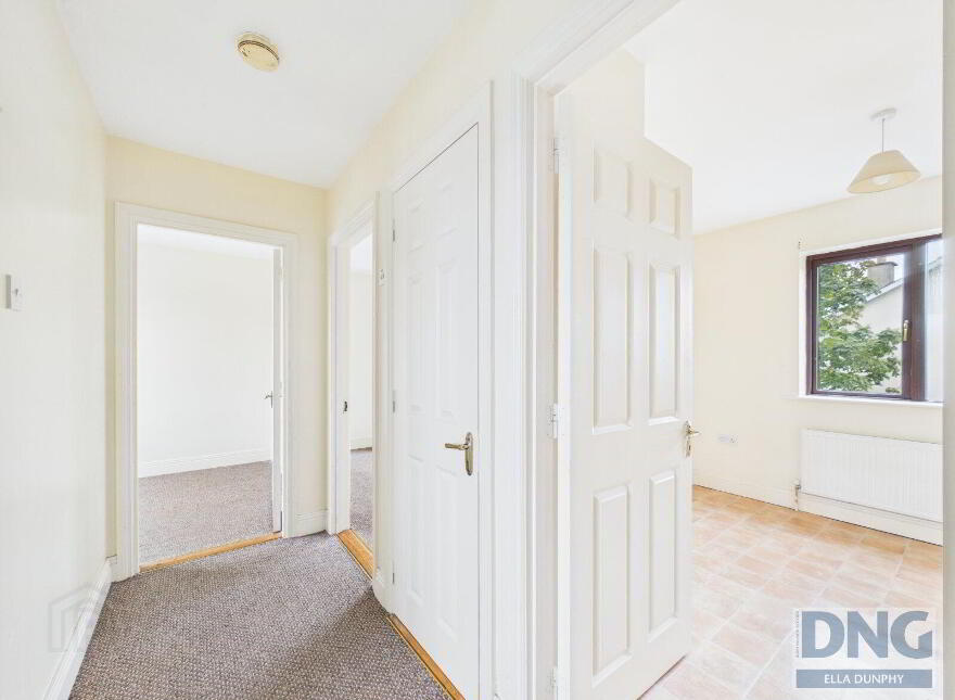 1B Saint Rioch Terrace, Kilkenny, R95C3F8