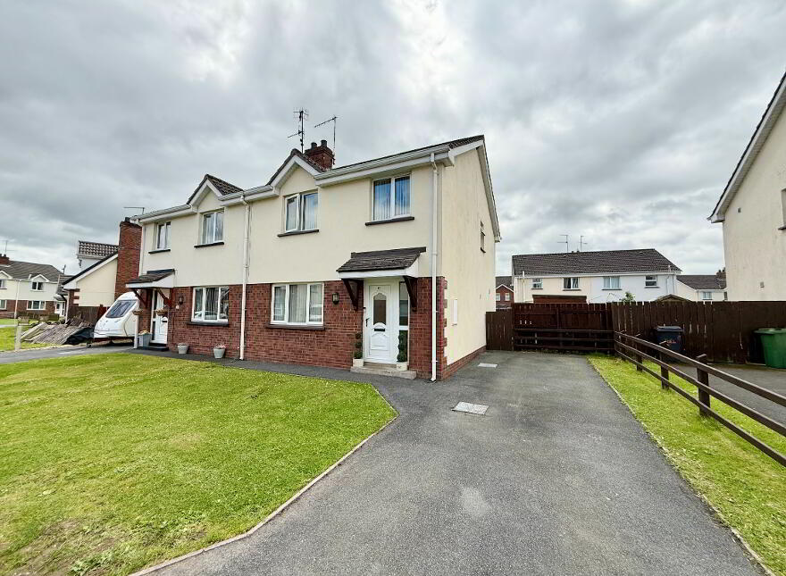 45 Navan Court, Armagh, BT60 4PF