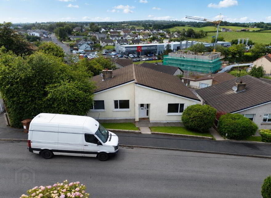 8 Thornville Park, Omagh, BT78 5HQ