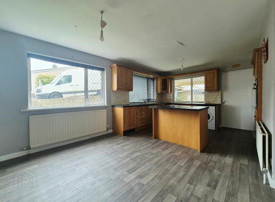 8 Thornville Park, Omagh, BT78 5HQ