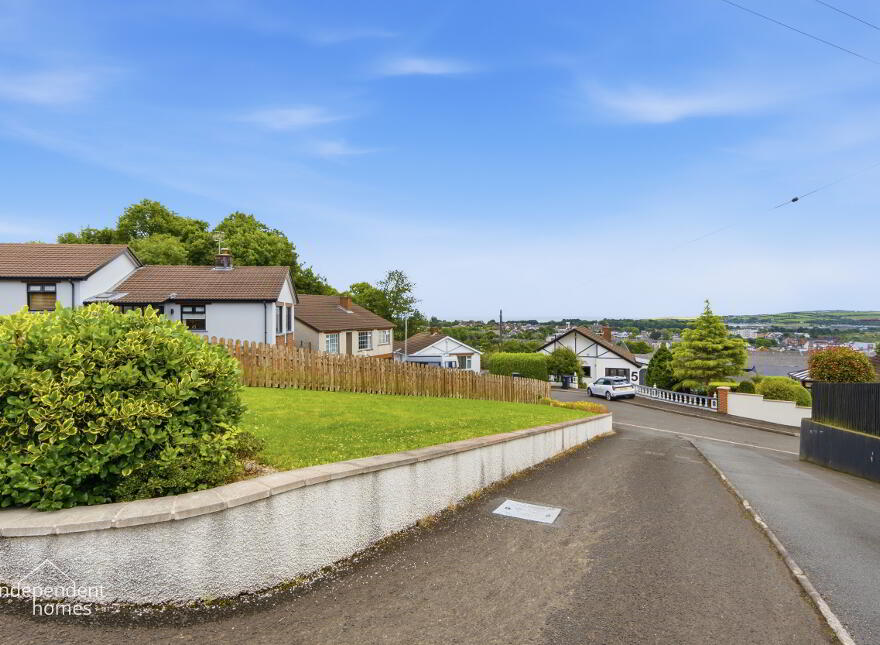 15 Cuillin Heights, Larne, BT40 2DJ