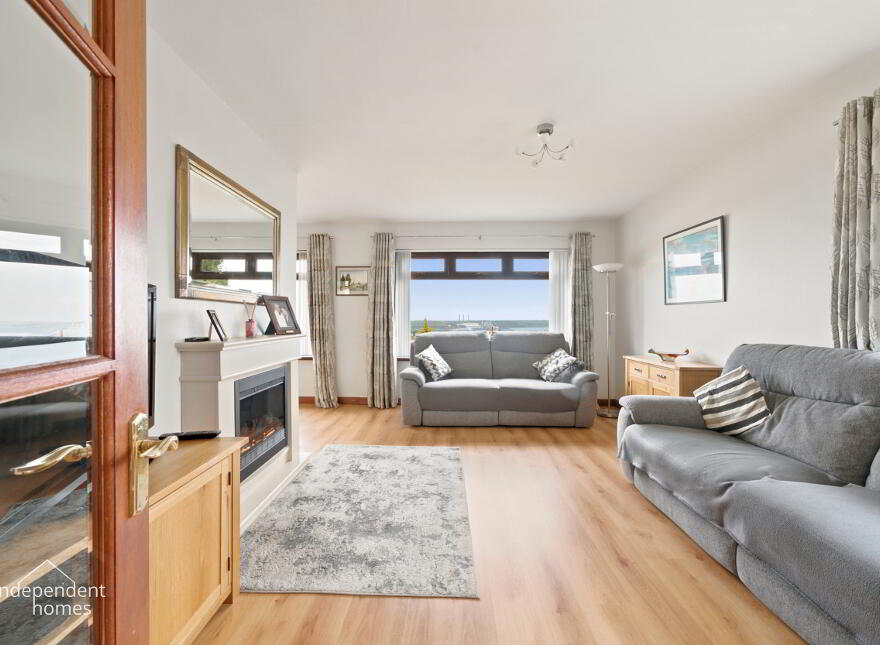 15 Cuillin Heights, Larne, BT40 2DJ