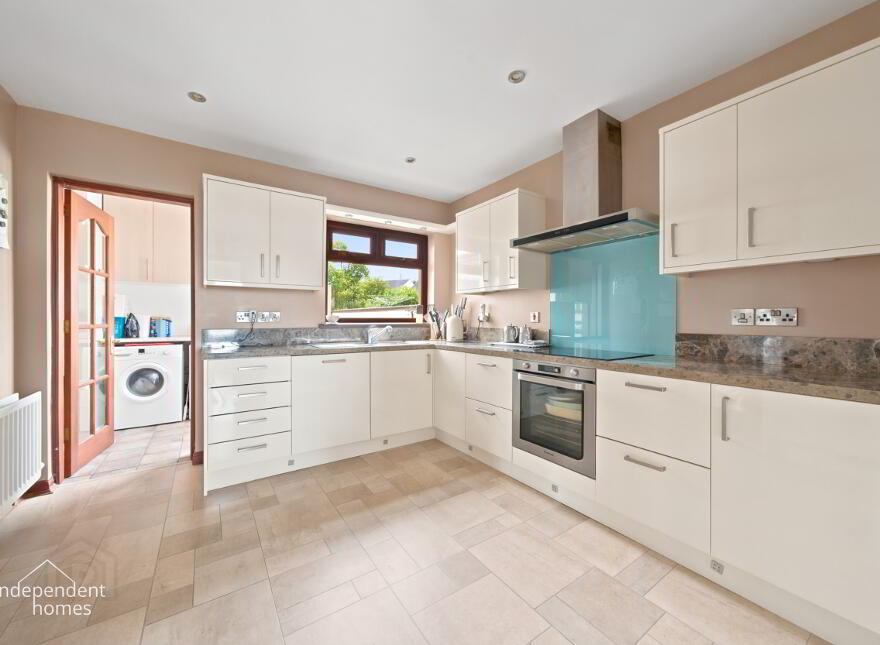 15 Cuillin Heights, Larne, BT40 2DJ