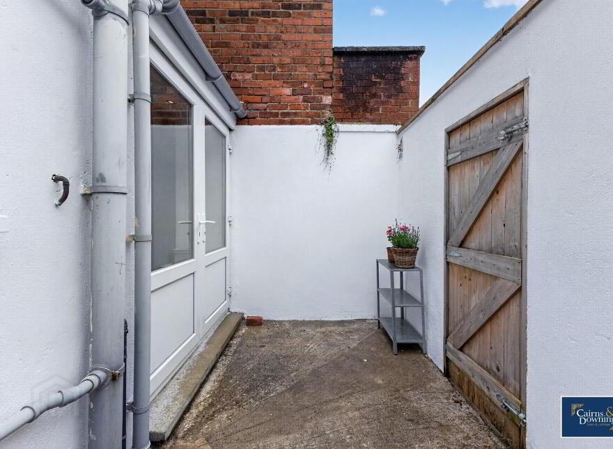11 Willowholme Street, Belfast, BT6 8NW
