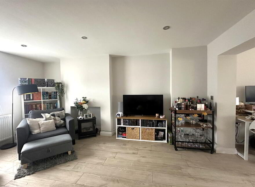 3 Dunmurry Lane, Belfast, BT17 9RP