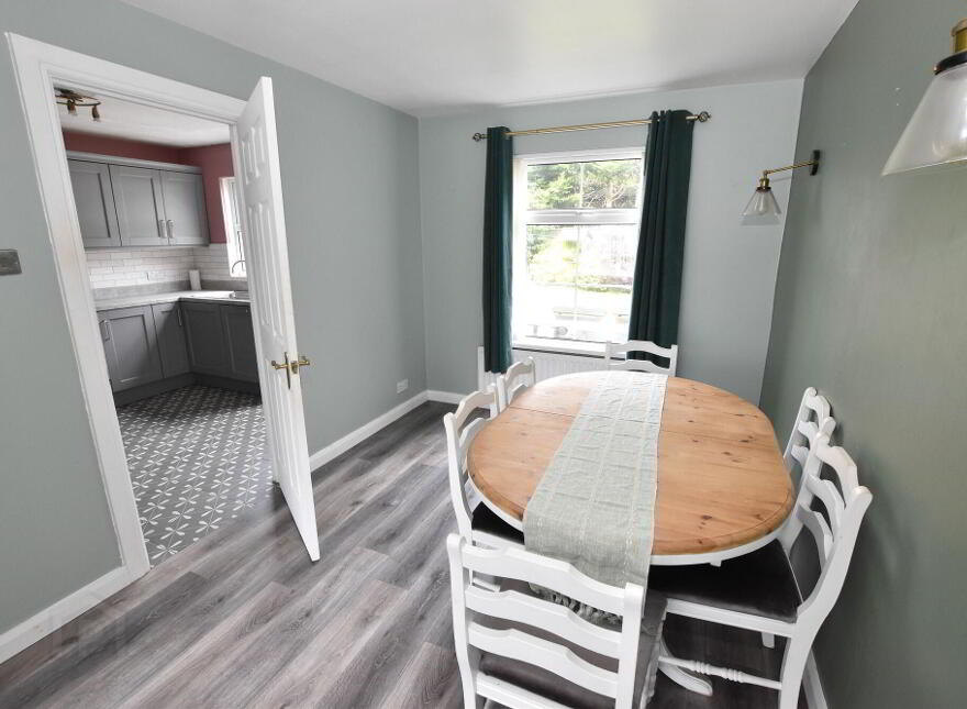 2 New Helmsley, Moira, BT67 0NY