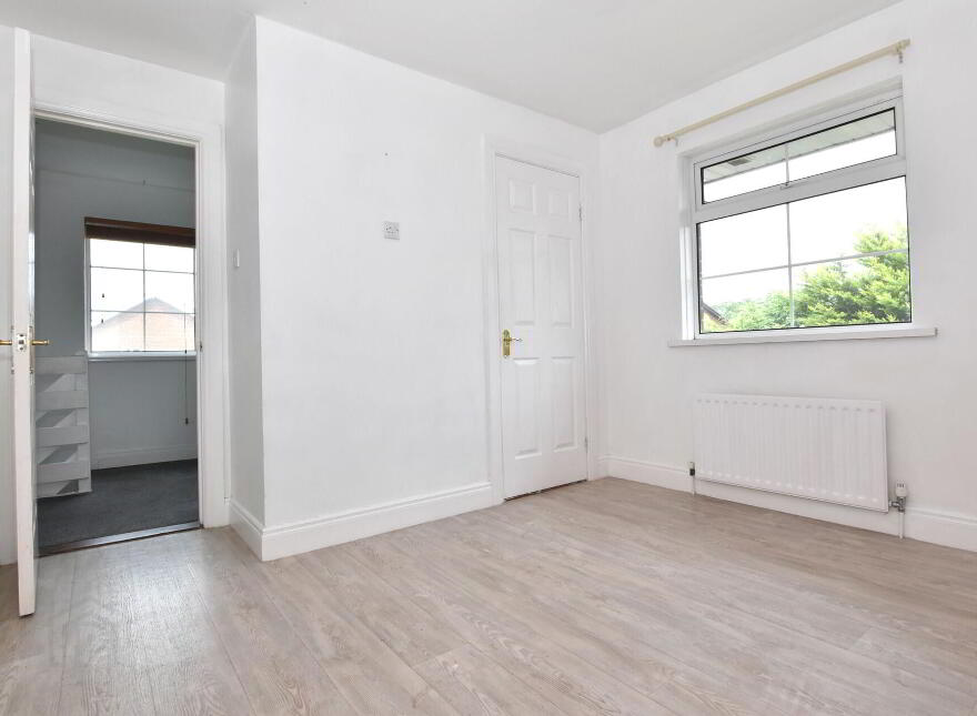 2 New Helmsley, Moira, BT67 0NY