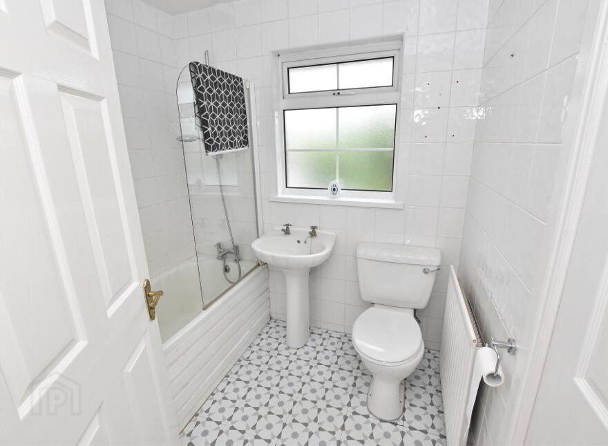 2 New Helmsley, Moira, BT67 0NY