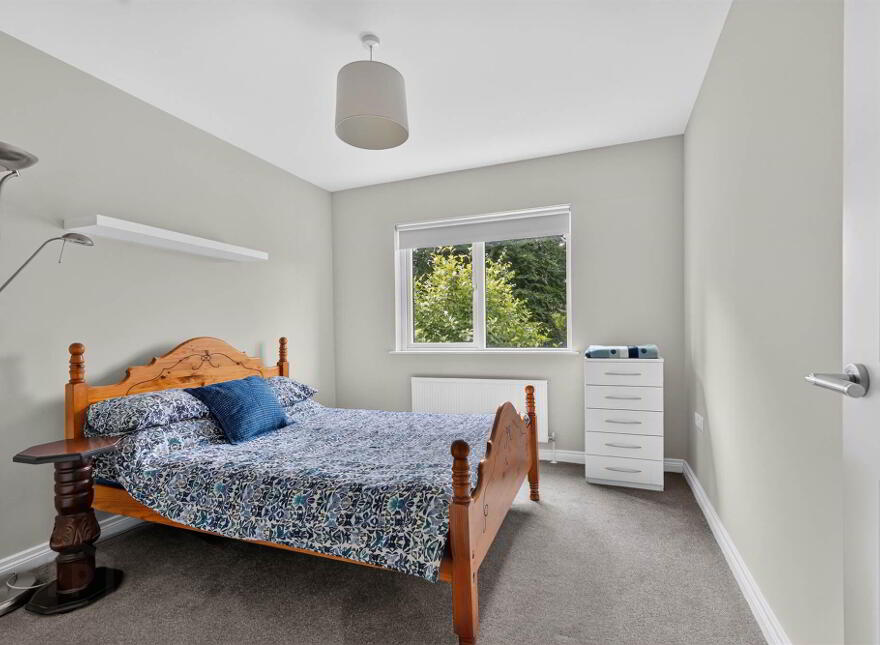 Apt 3, 3 Loughan Hall, Belfast, BT16 2FQ