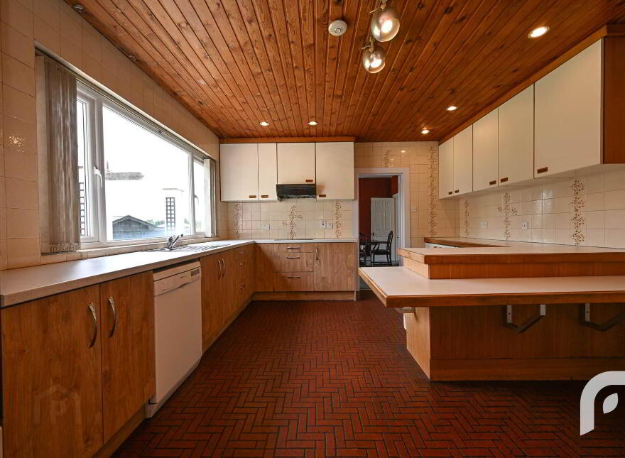 395 Shore Road, Newtownabbey, BT37 9SB