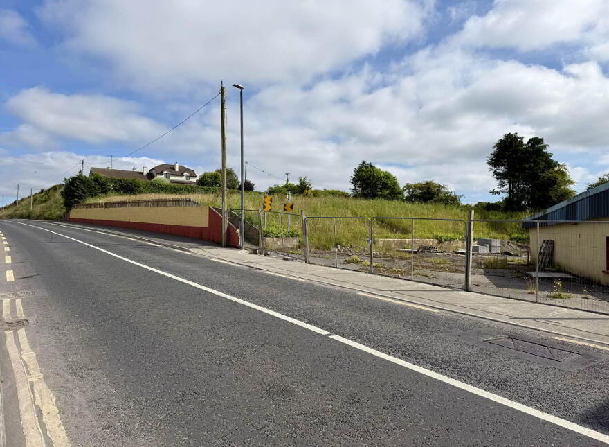 Ballyhaunis, Cloonfad, F35R660
