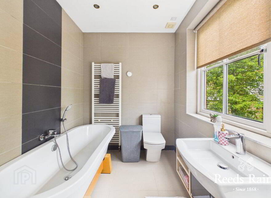 5D Mornington, Annadale Embankment, Belfast, BT7 3JS