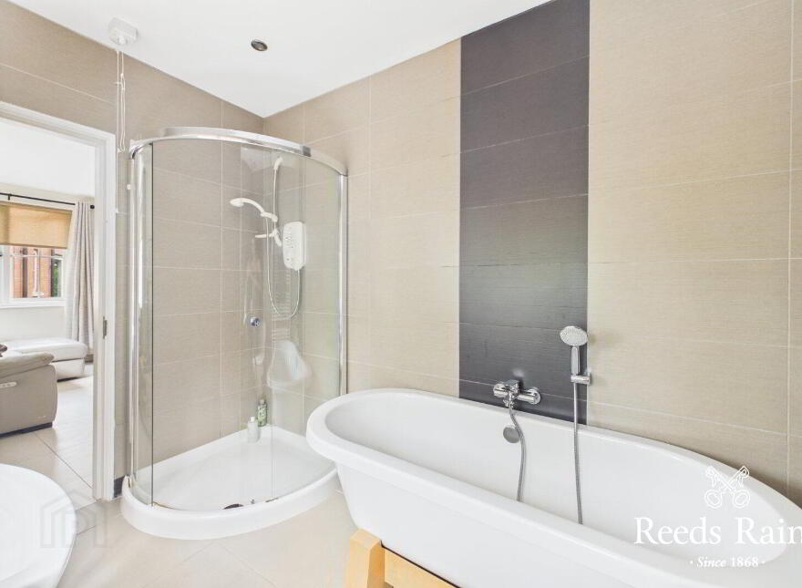 5D Mornington, Annadale Embankment, Belfast, BT7 3JS