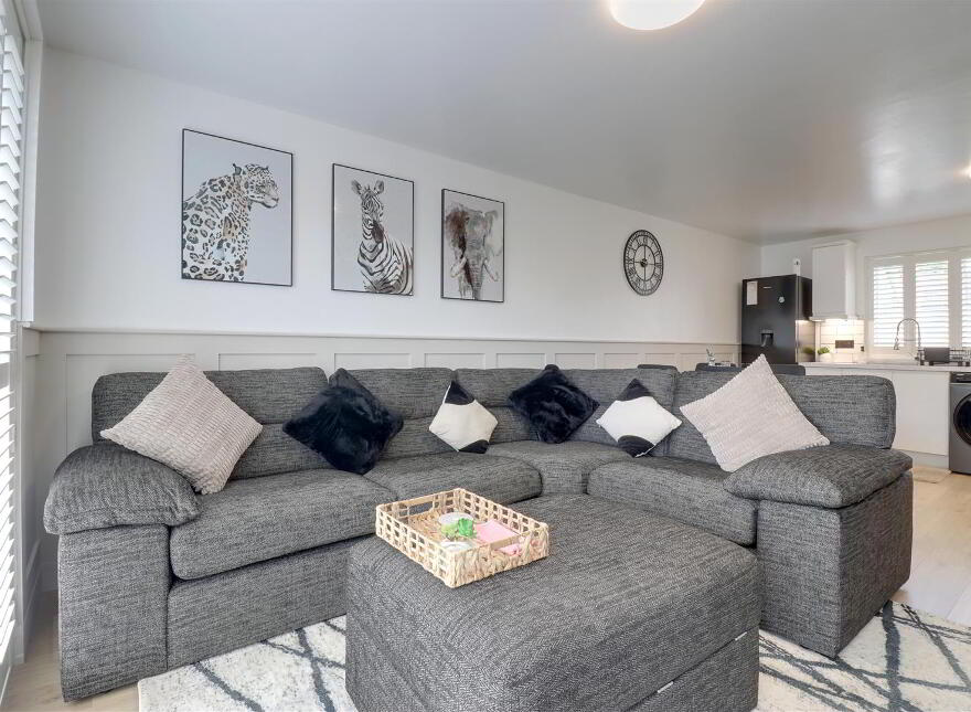 20 Mark Mews, Newtownards, BT23 4GY