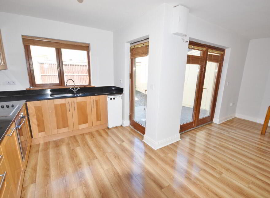 5 The Sands, Church Road, Ballybunion, V31DT80