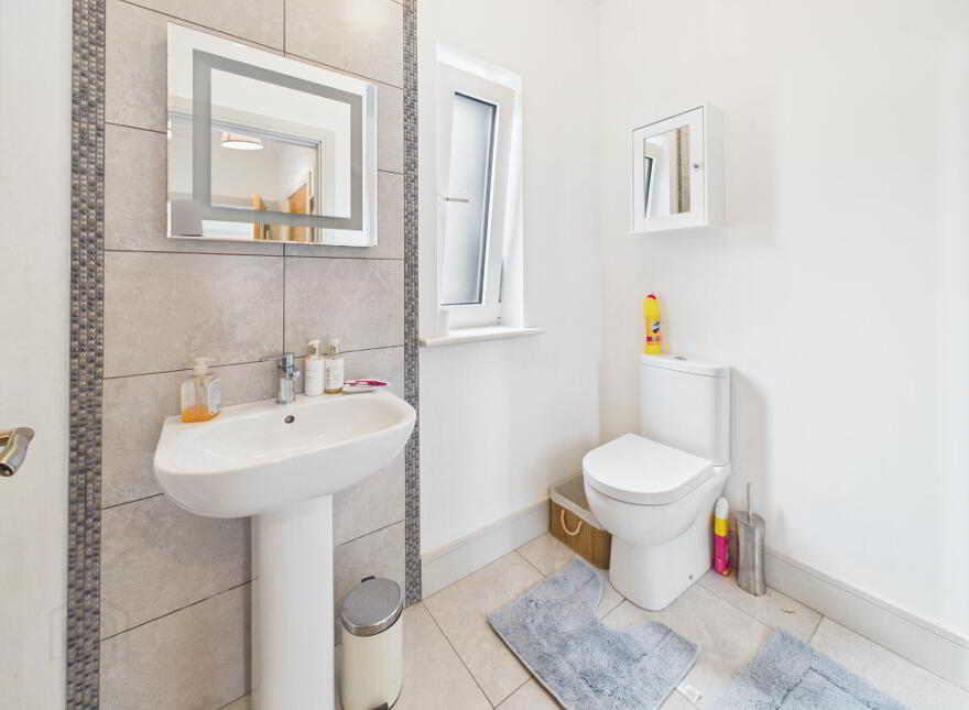 Lynden, Ashe Road, Nenagh, E45KH32