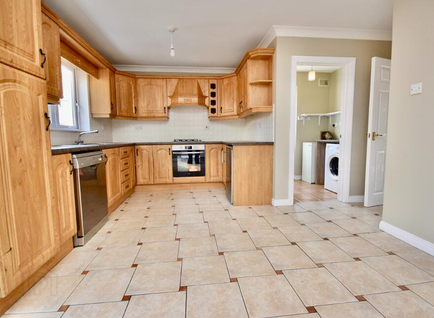 28 Hazelbrook Crescent, Letterkenny, F92E5F1