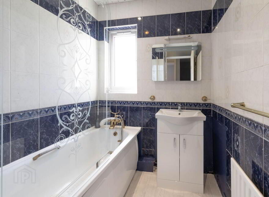 13 Drumnavanagh, Cavan Town, H12F400