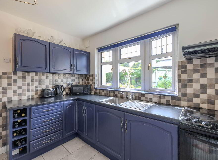 13 Drumnavanagh, Cavan Town, H12F400