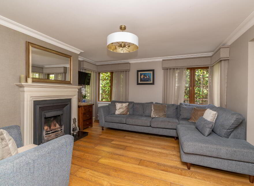 24 Rathdallan, Warrenpoint, Newry, BT34 3UQ