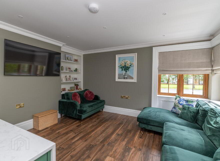 24 Rathdallan, Warrenpoint, Newry, BT34 3UQ