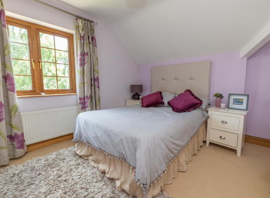 24 Rathdallan, Warrenpoint, Newry, BT34 3UQ