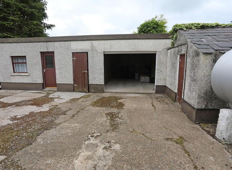 110 Ballynafie Road, Portglenone, BT44 8BW