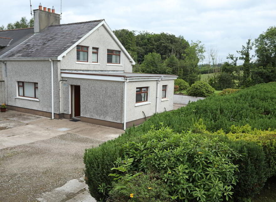 110 Ballynafie Road, Portglenone, BT44 8BW