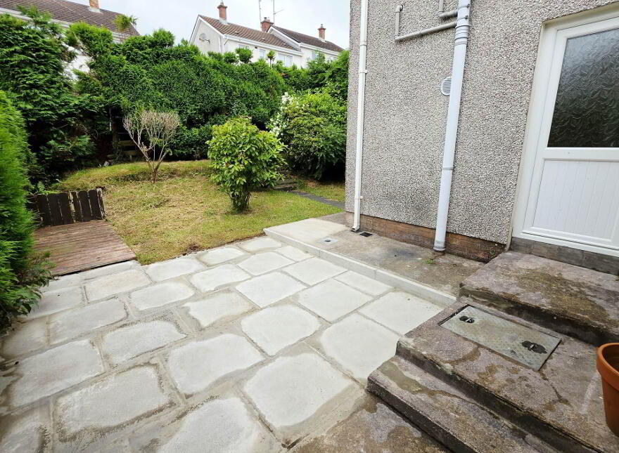 10 Chanterhill Park, Enniskillen, BT74 4BG