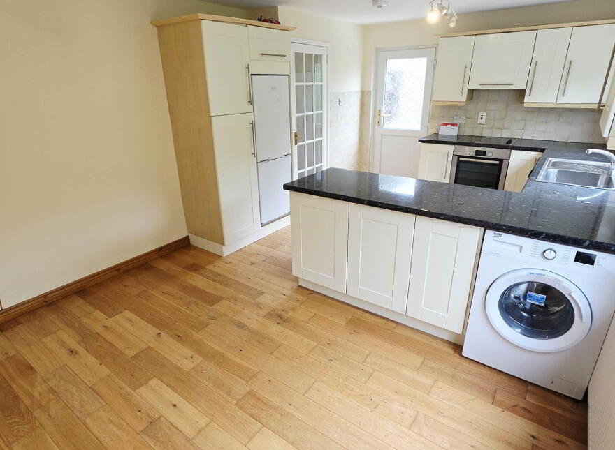 10 Chanterhill Park, Enniskillen, BT74 4BG