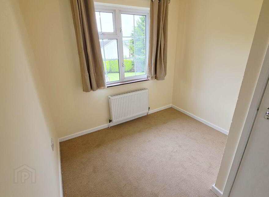 10 Chanterhill Park, Enniskillen, BT74 4BG
