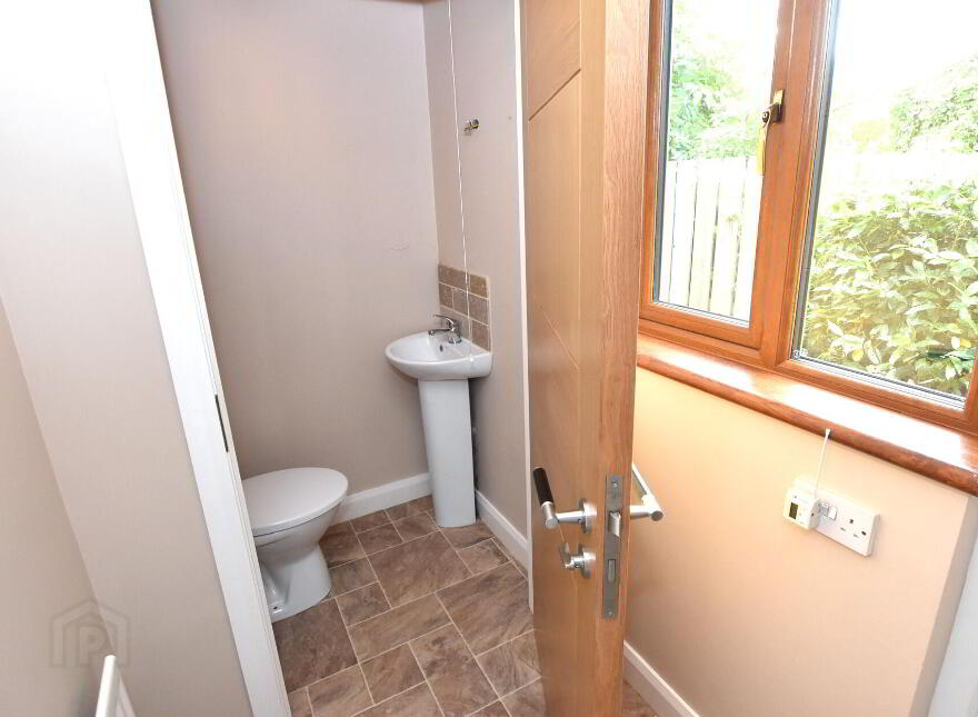22 Danesfort, Moira, BT67 0SG