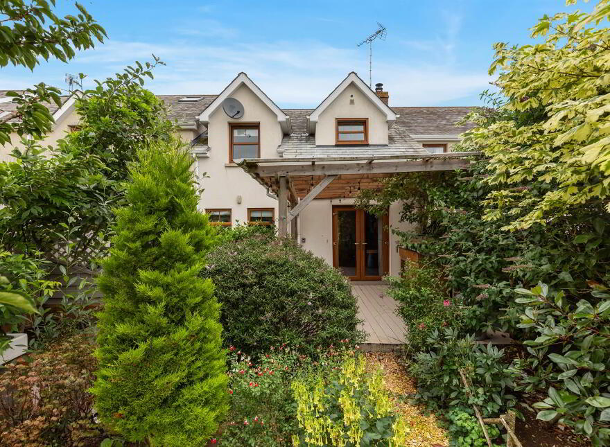 8 The Meadows, Crossgar, Downpatrick, BT30 9GT
