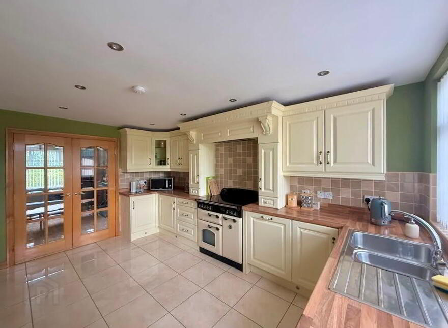 170 Main Street, Bushmills, BT57 8QE